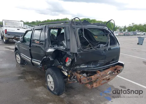 2000 Chevrolet Blazer Ls z USA, uszkodzony, nr VIN 1GNDT13W2Y2297715